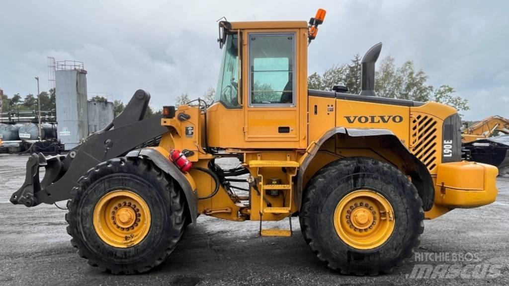 Volvo L 90 E Radlader