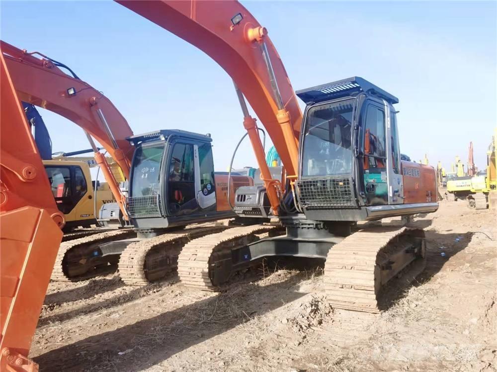 Hitachi ZX210 Raupenbagger