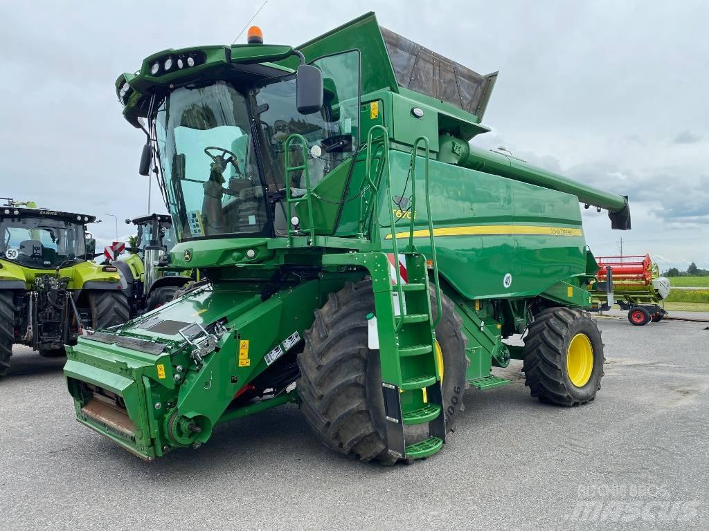 John Deere T 670 i Mähdrescher