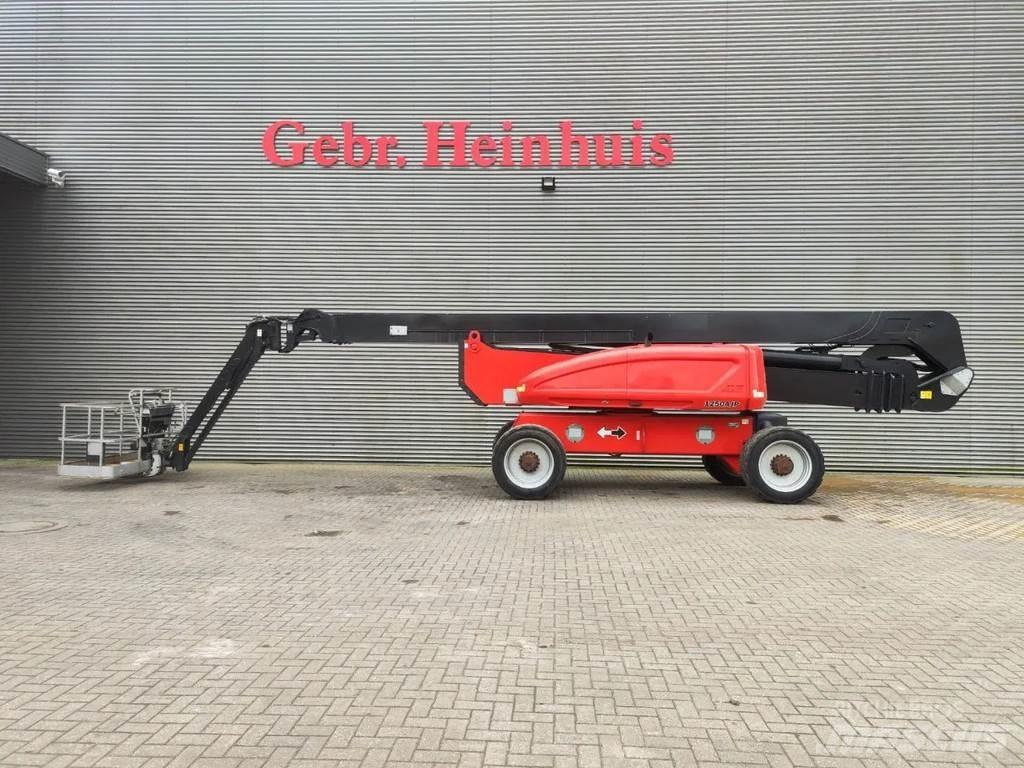 JLG 1250 AJP Teleskopbühnen