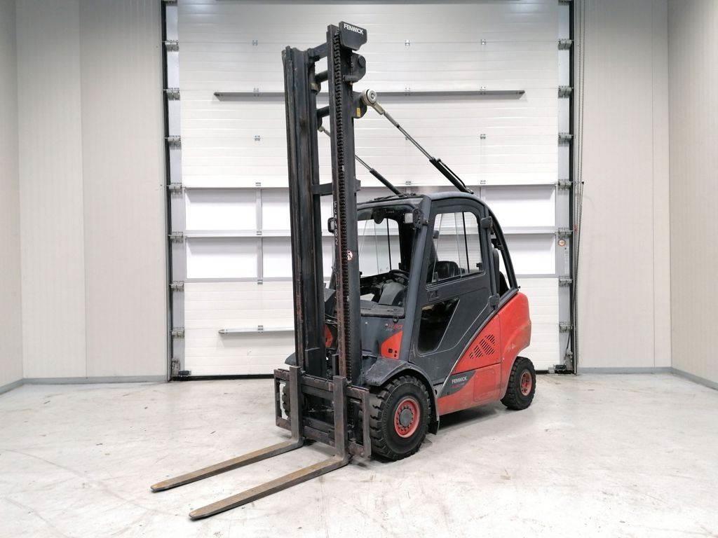 Linde H30T-02 Gasstapler