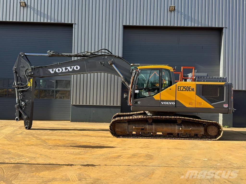 Volvo EC250ENL Raupenbagger