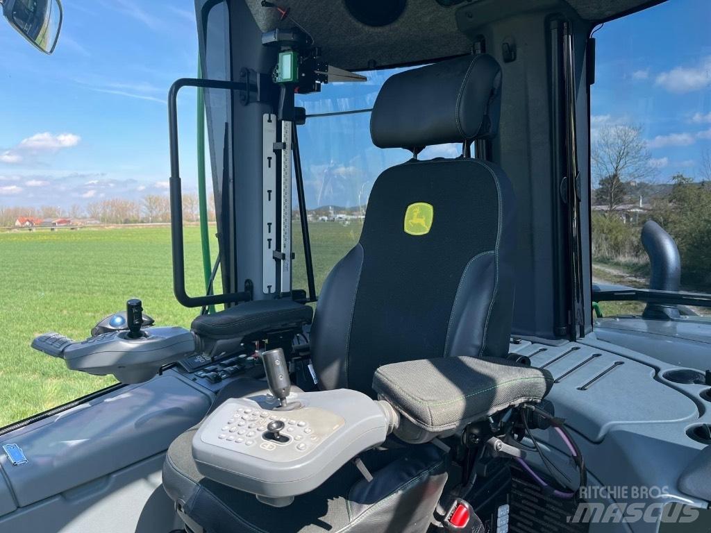 John Deere 1170G Harvester
