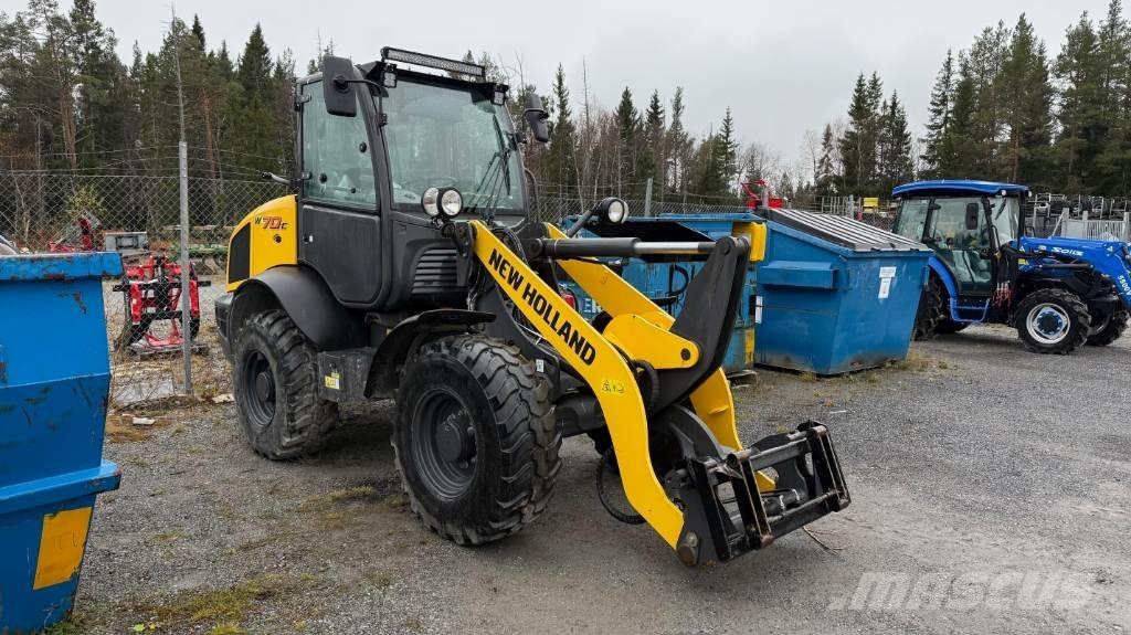 New Holland W70C Radlader