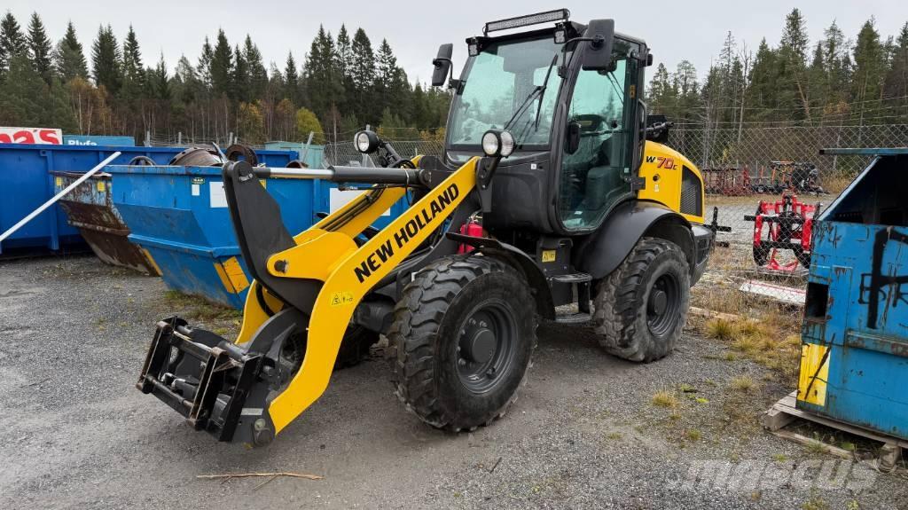 New Holland W70C Radlader