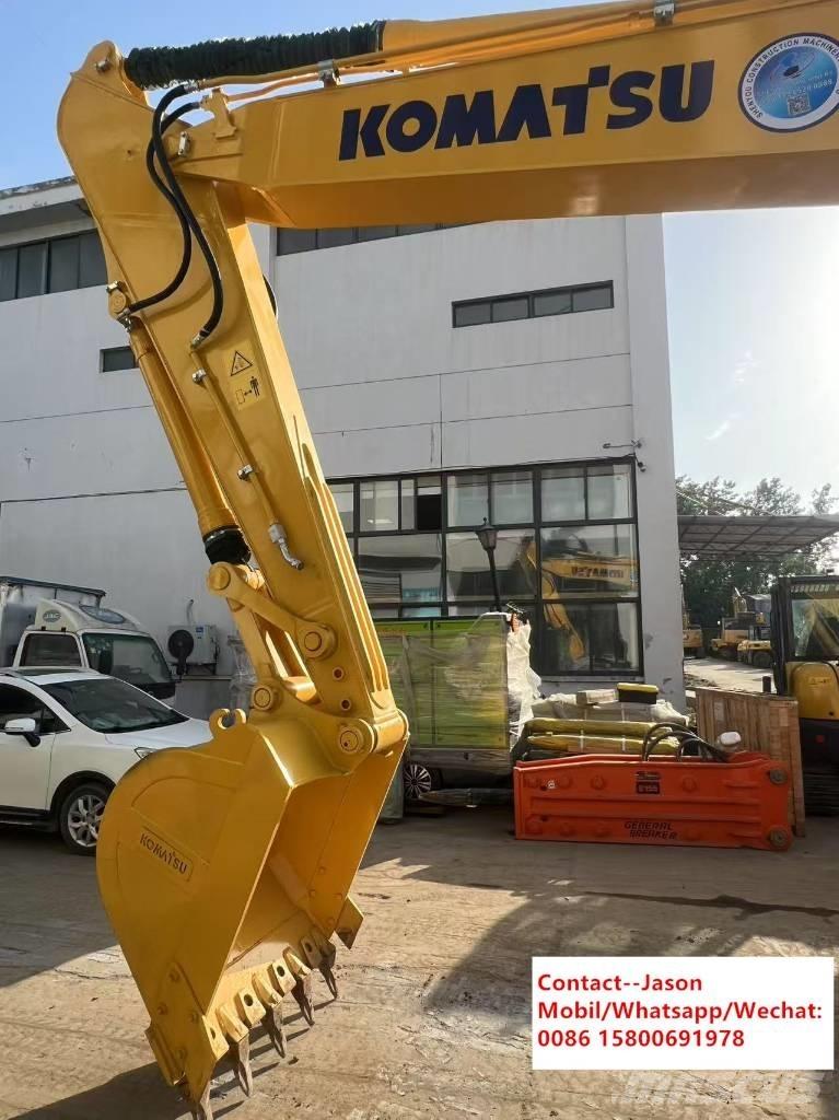 Komatsu PC 220-8 Raupenbagger