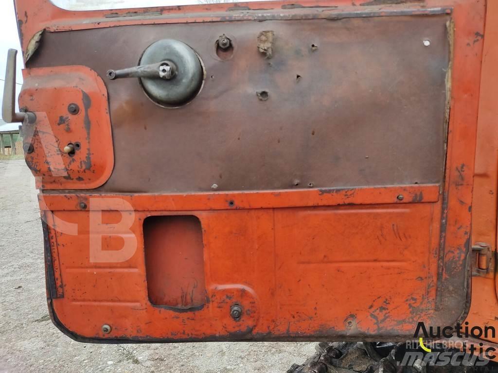  Onbekend DT-75 Bulldozer