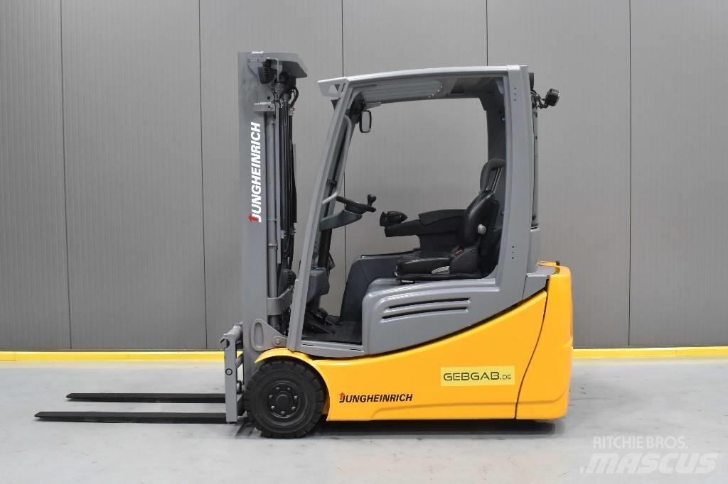 Jungheinrich EFG 216 Elektrostapler