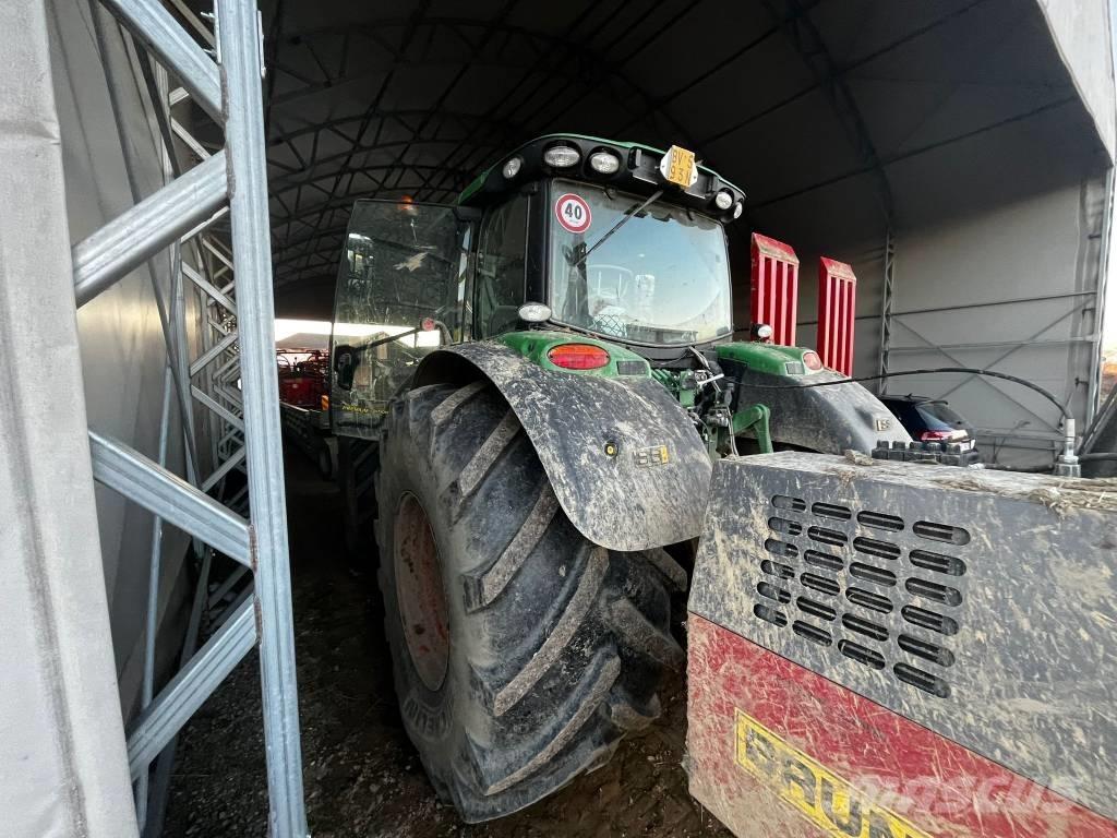 John Deere 6145 R Traktoren