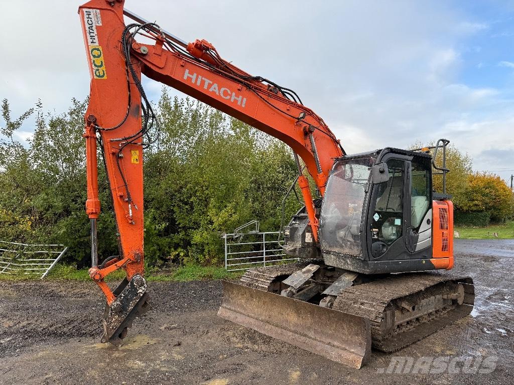 Hitachi ZX 135 US-6 Raupenbagger