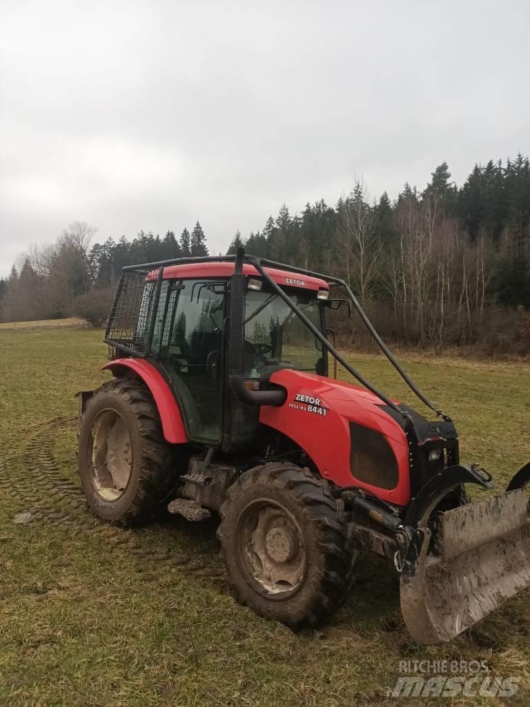 Zetor Proxima 8441 Traktoren
