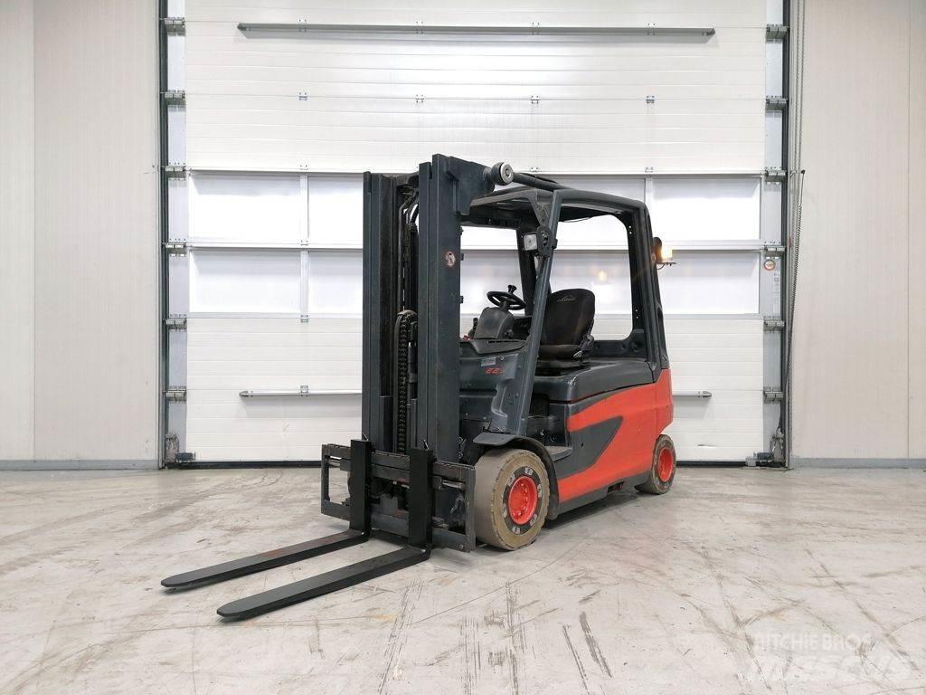 Linde E25L-01 Elektrostapler