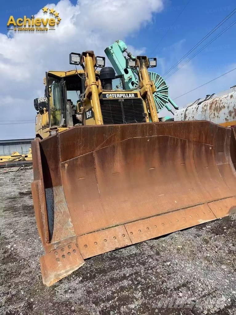CAT D 9 T Bulldozer
