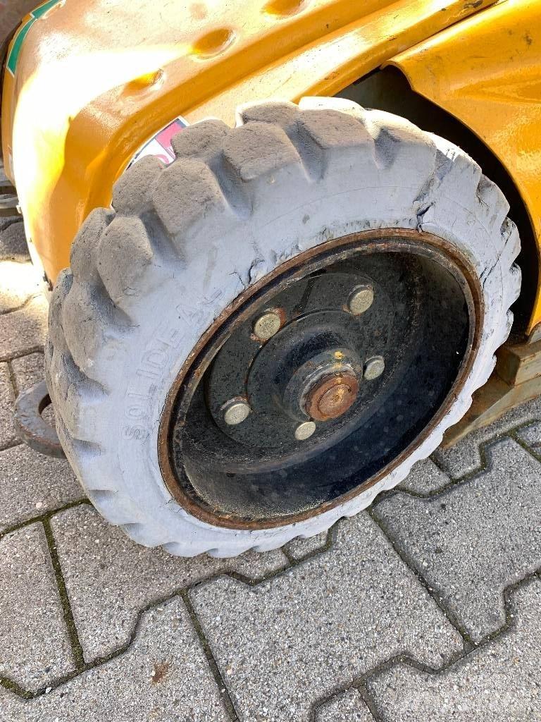 Haulotte Star 10 Gelenkteleskoparbeitsbühnen