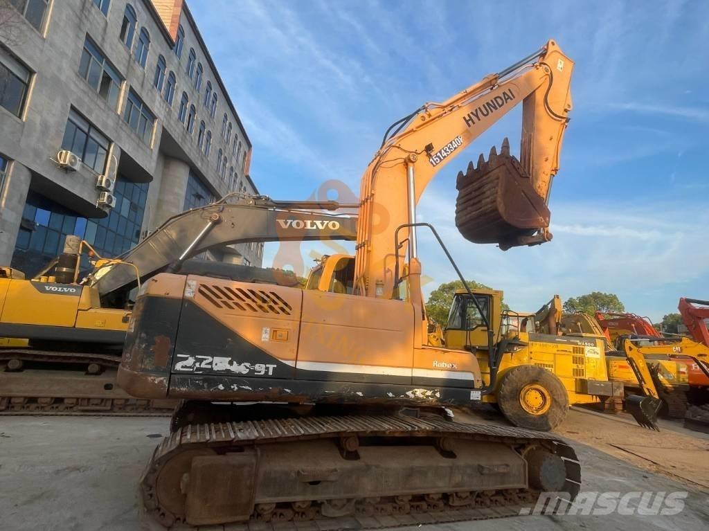 Hyundai Robex 225 Raupenbagger