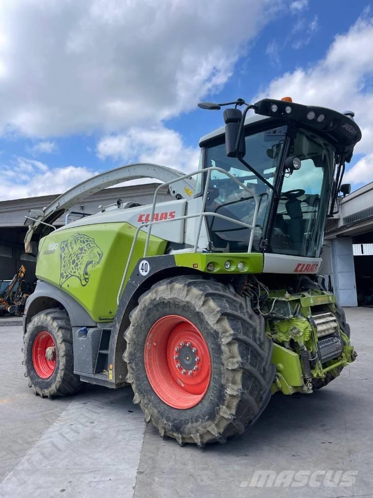 CLAAS Jaguar 990 Selbstfahrende Häcksler