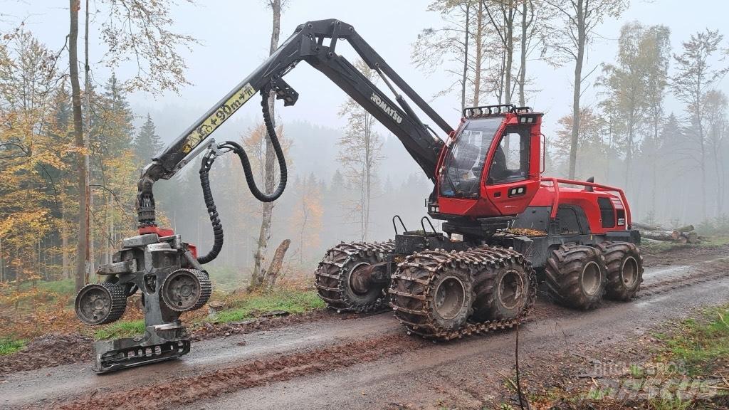 Komatsu 931 XC Harvester