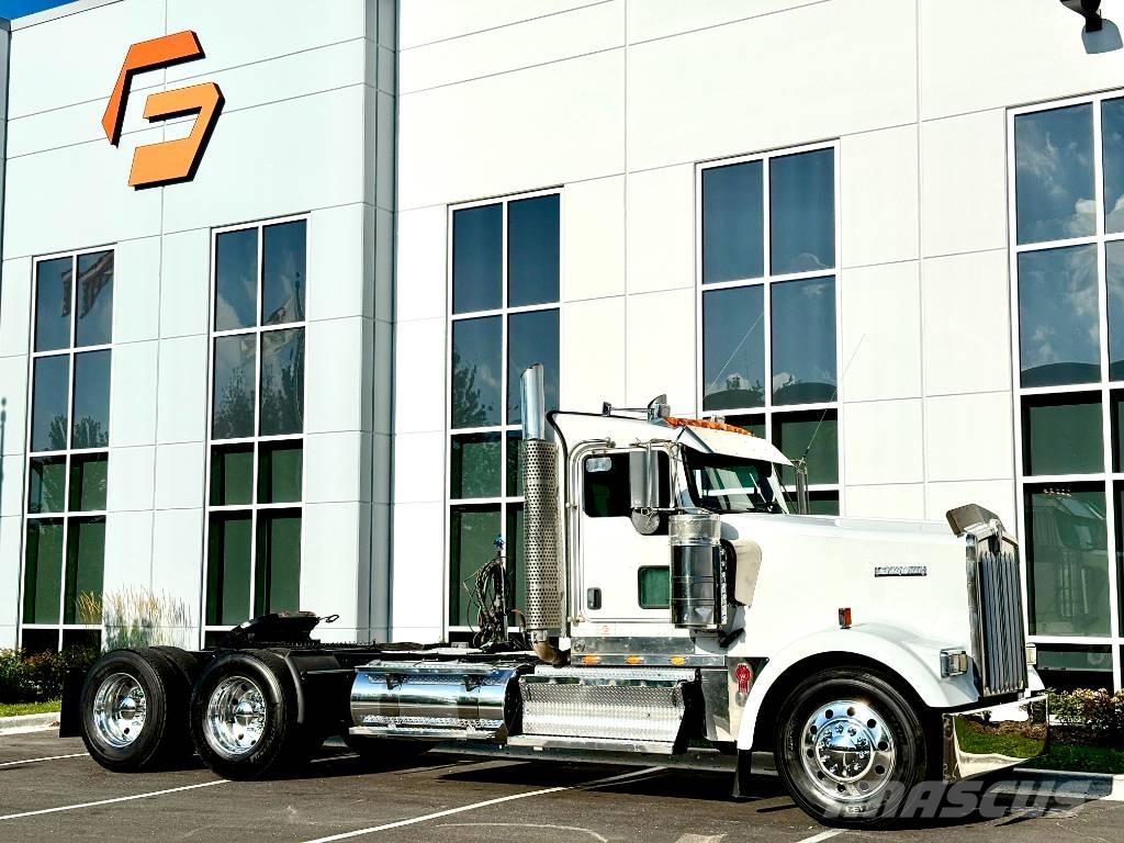 Kenworth W 900 Sattelzugmaschinen