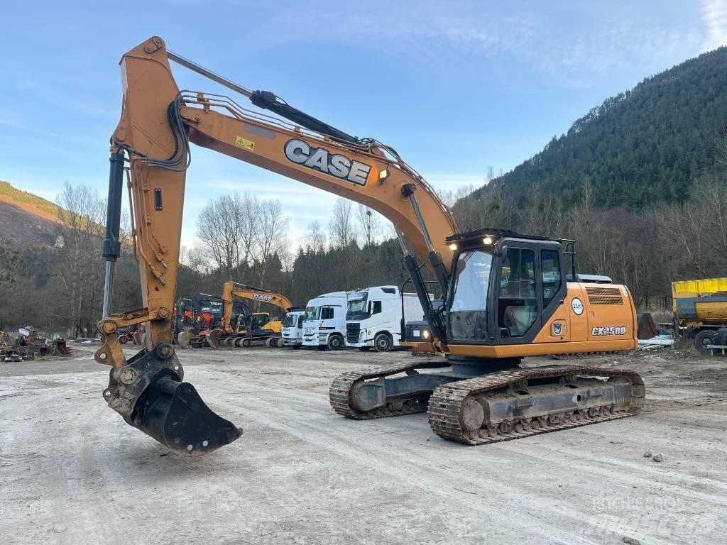 CASE CX 250 D Raupenbagger