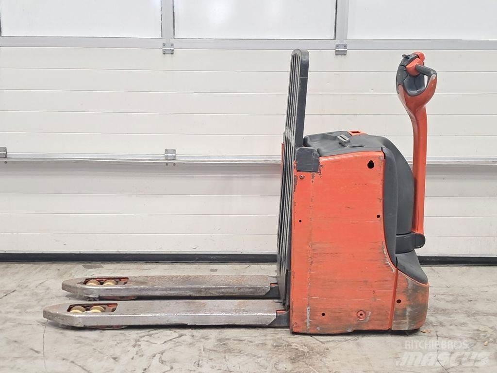 Linde T16L Handhubwagen