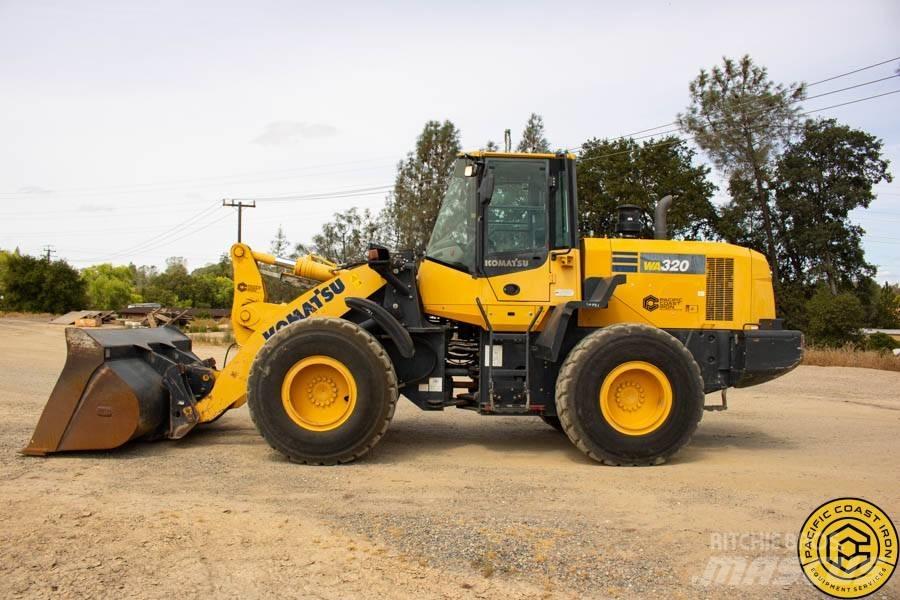 Komatsu WA 320-7 Radlader
