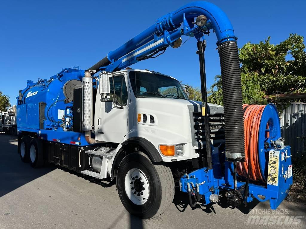 Sterling L 7500 Saug- und Druckwagen