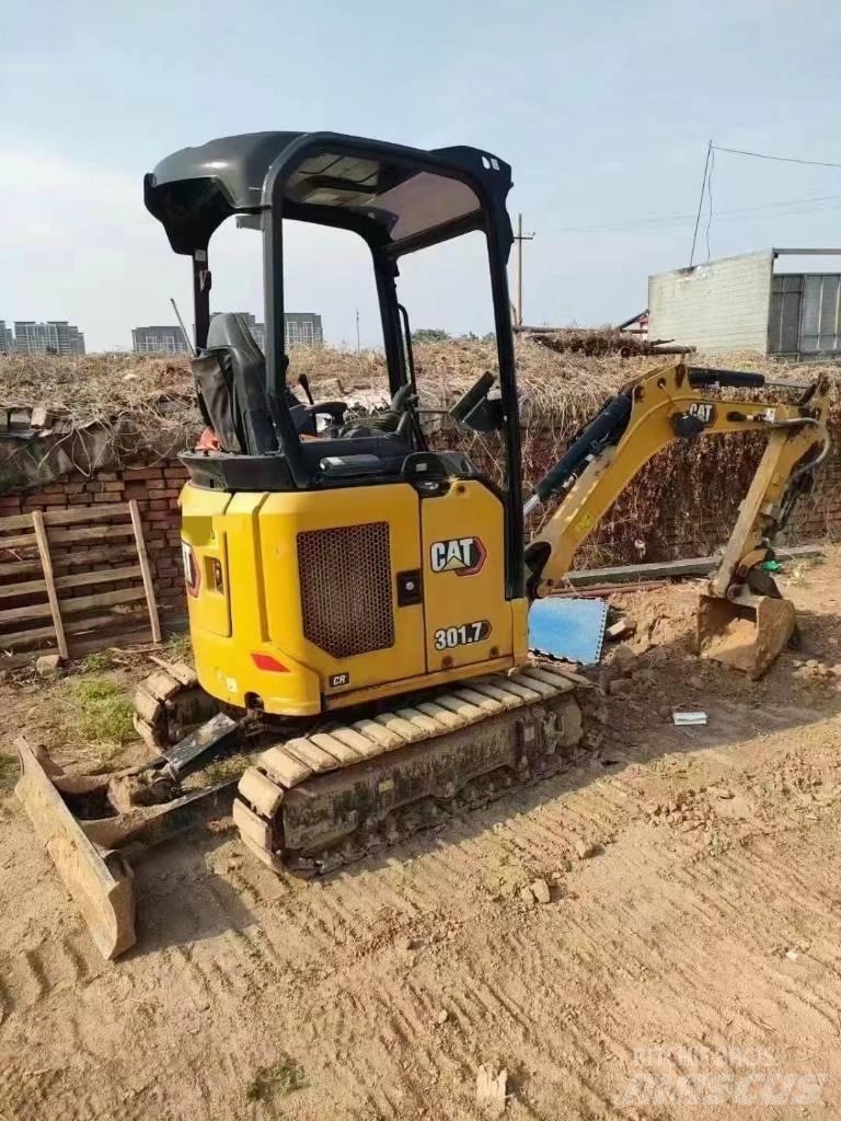 CAT 301.7 Minibagger < 7t