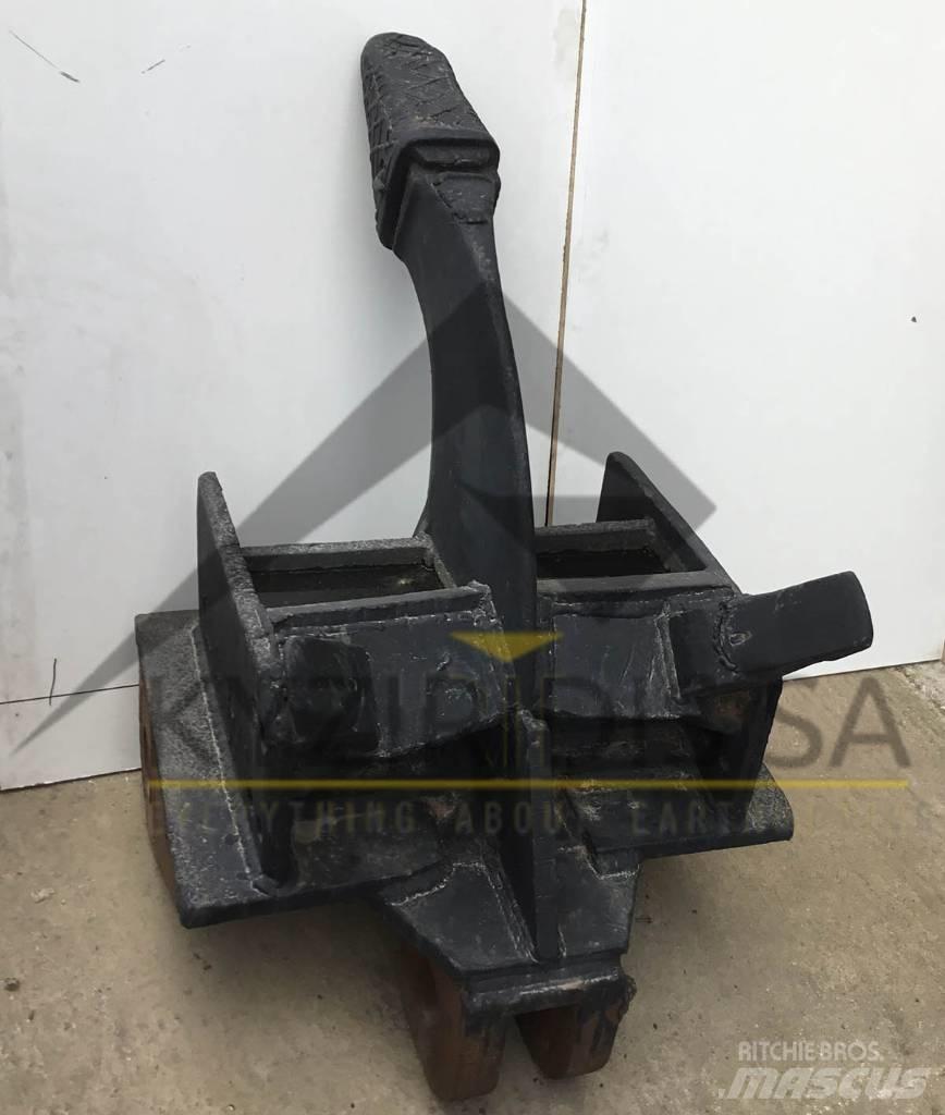 Liebherr R 942 Aufreisser