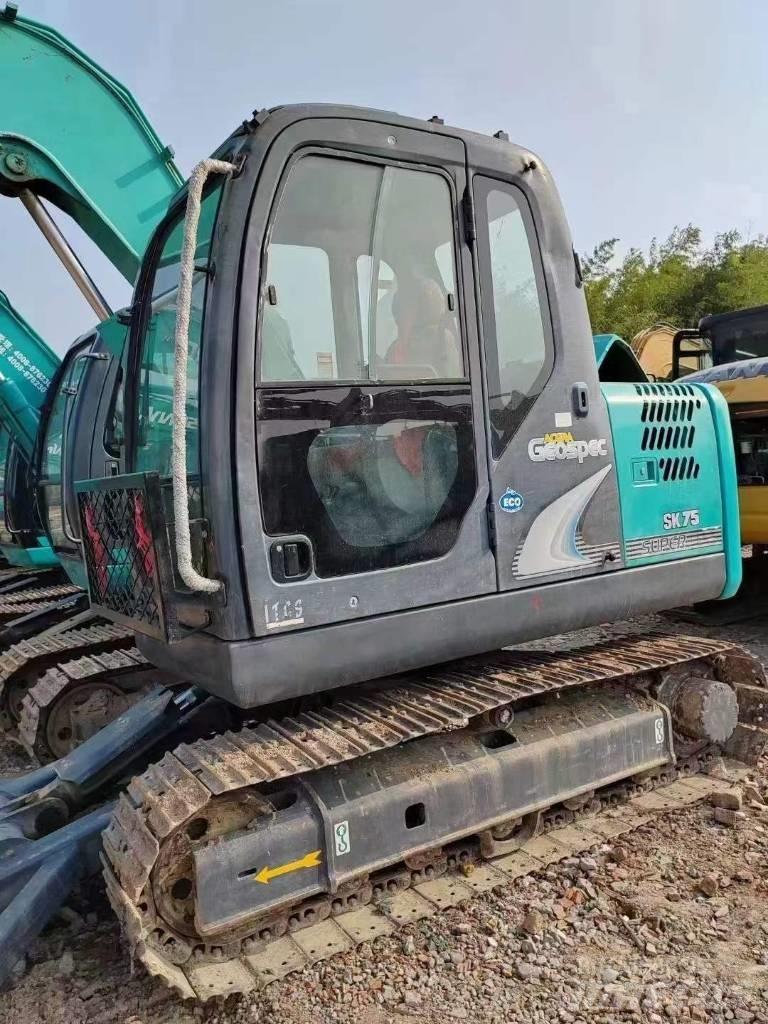 Kobelco SK75 Raupenbagger