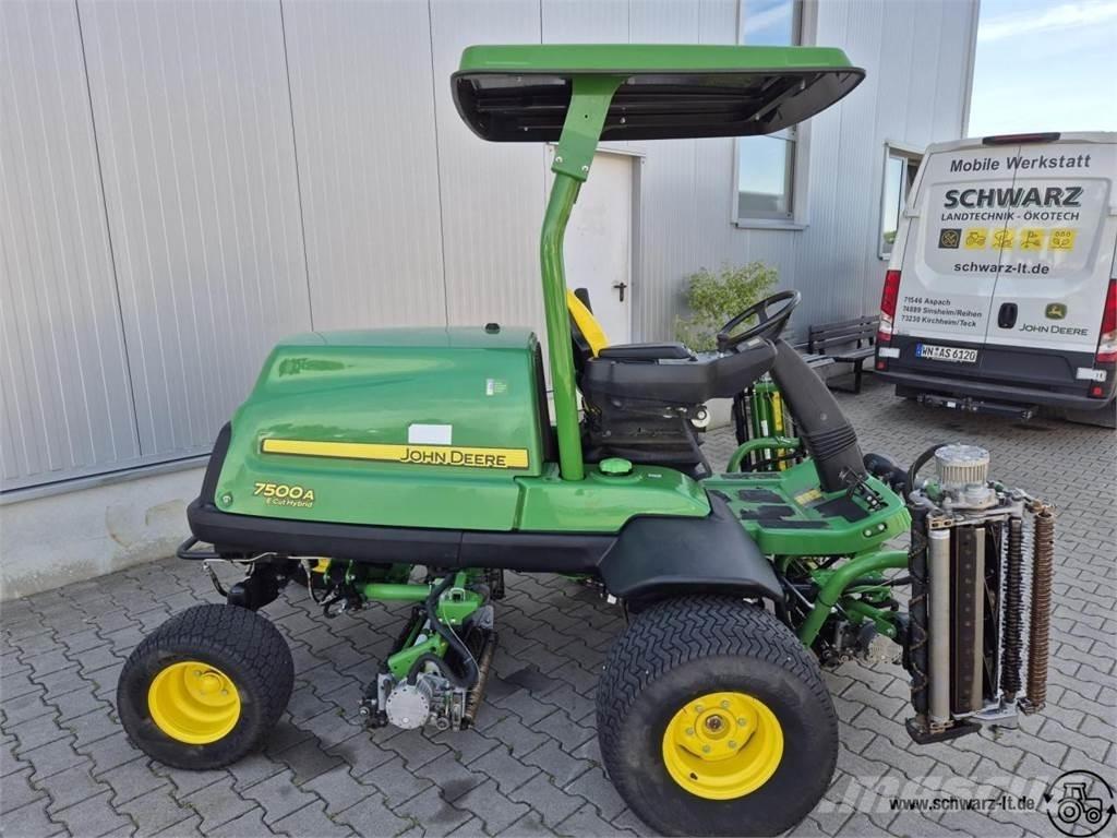 John Deere 7500A Golfwagen/Golfcart