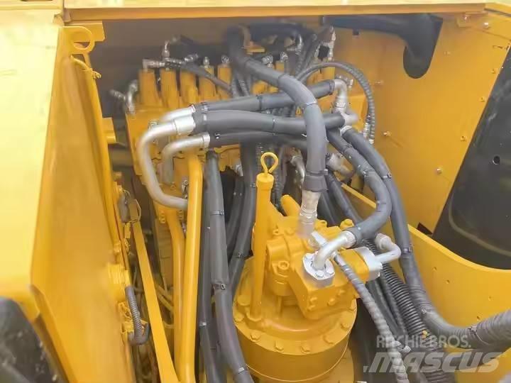 CAT CAT320D2 Midibagger  7t - 12t