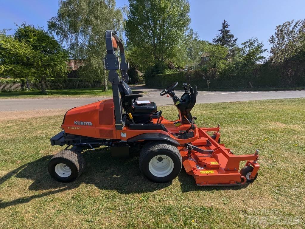 Kubota F 3890 Reitermäher