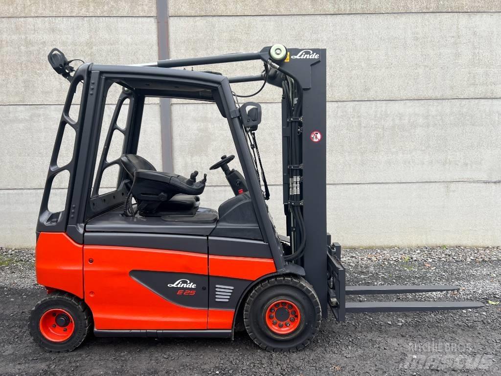 Linde E25-01 Elektrostapler