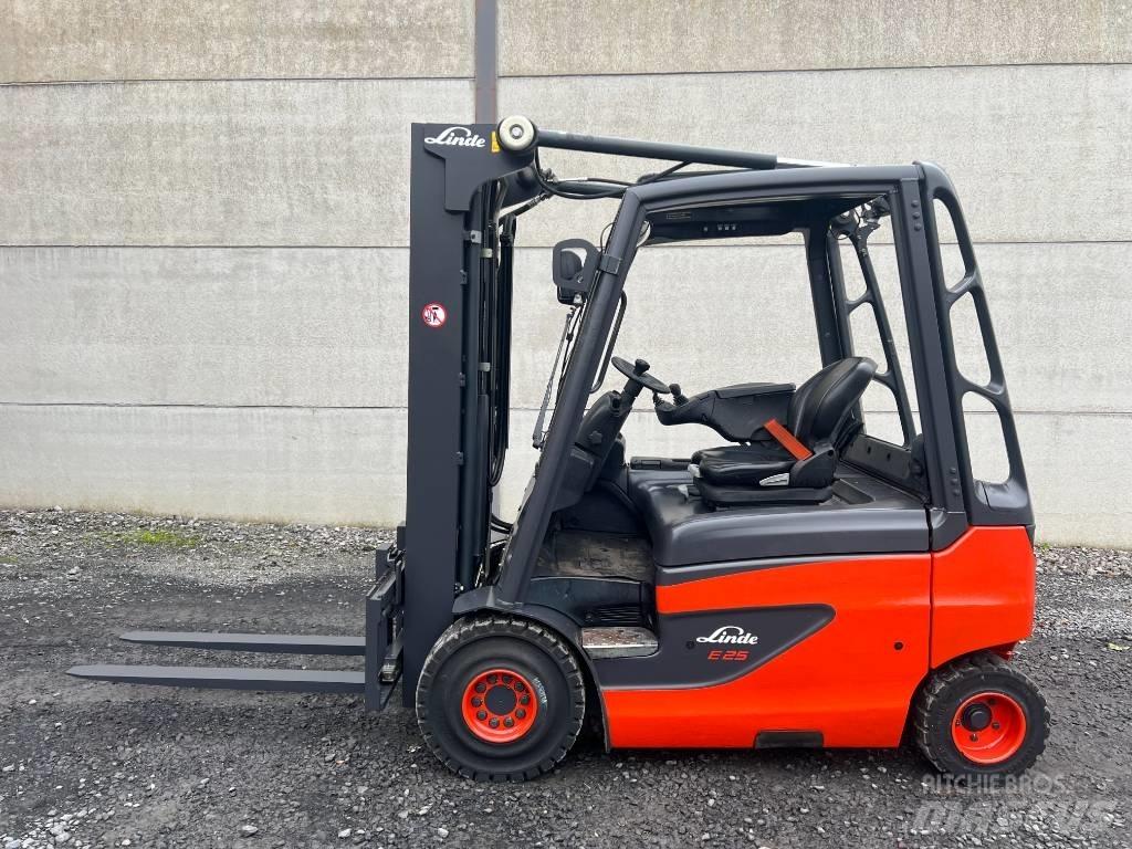 Linde E25-01 Elektrostapler
