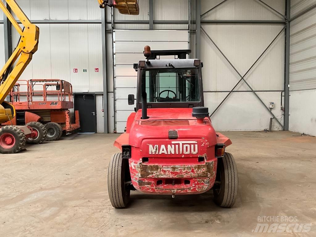 Manitou MC 40 Geländestapler