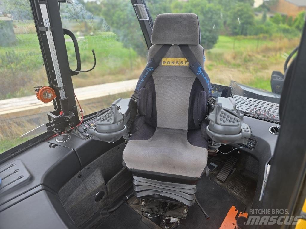 Ponsse Ergo 6W Harvester