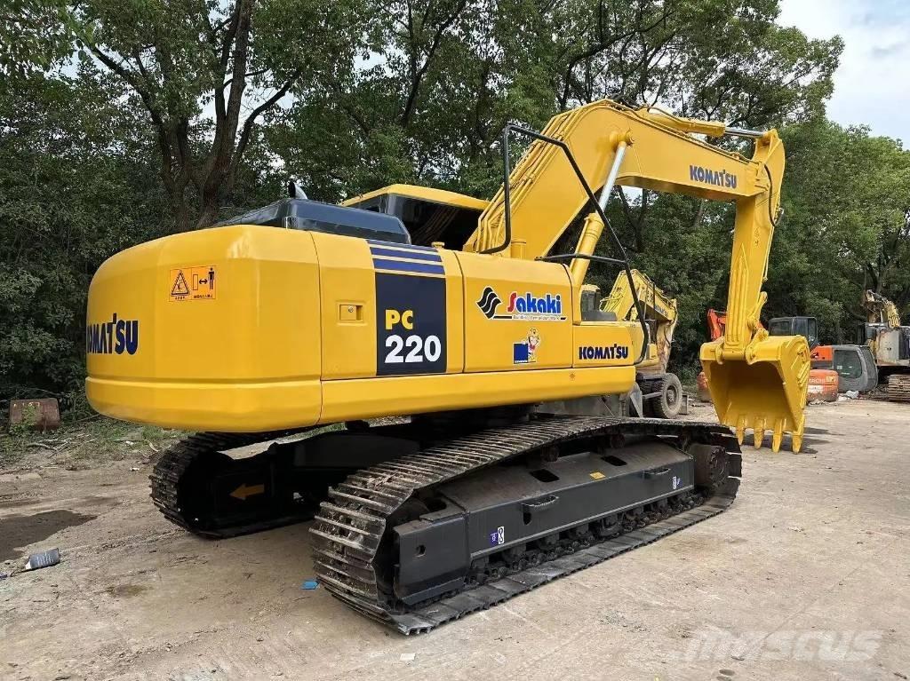 Komatsu PC220-8 Raupenbagger