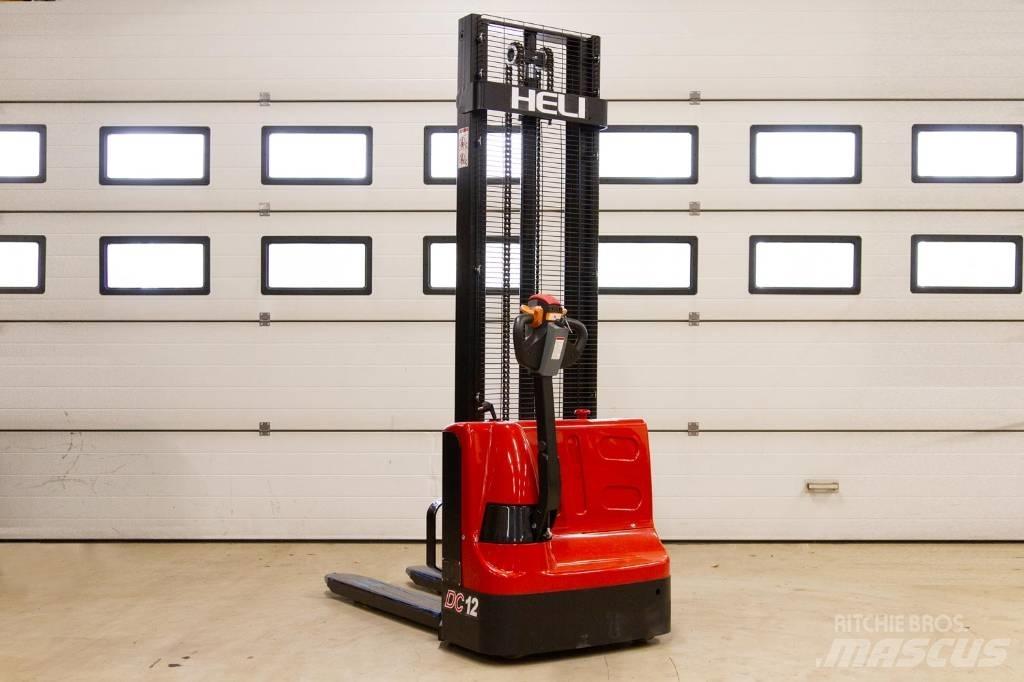 Heli CDD 12 Deichselstapler