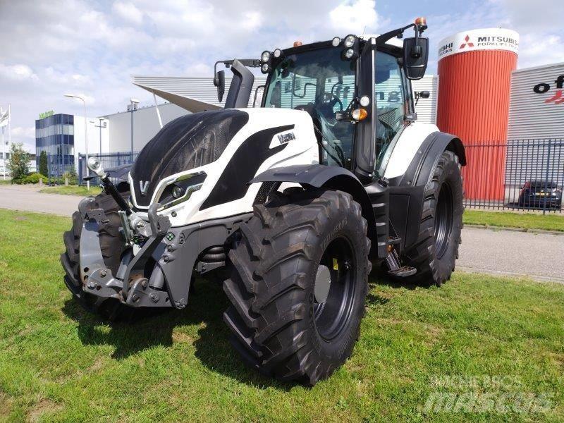 Valtra T 175 A Traktoren
