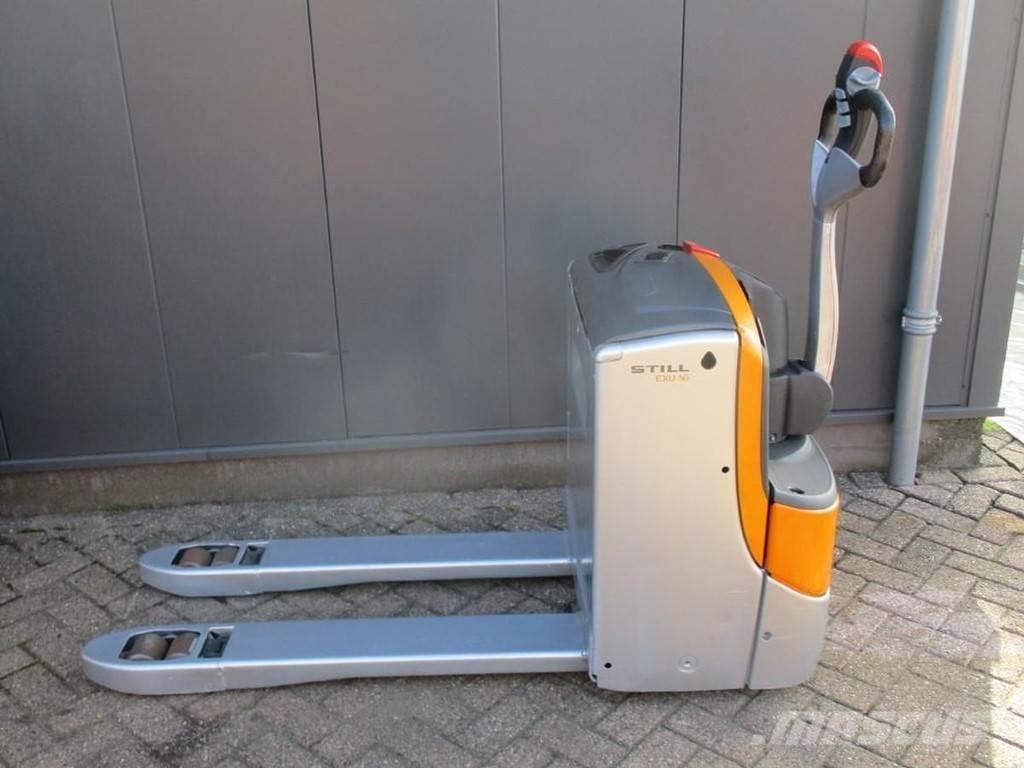 Still EXU 16 Niedergabelstapler