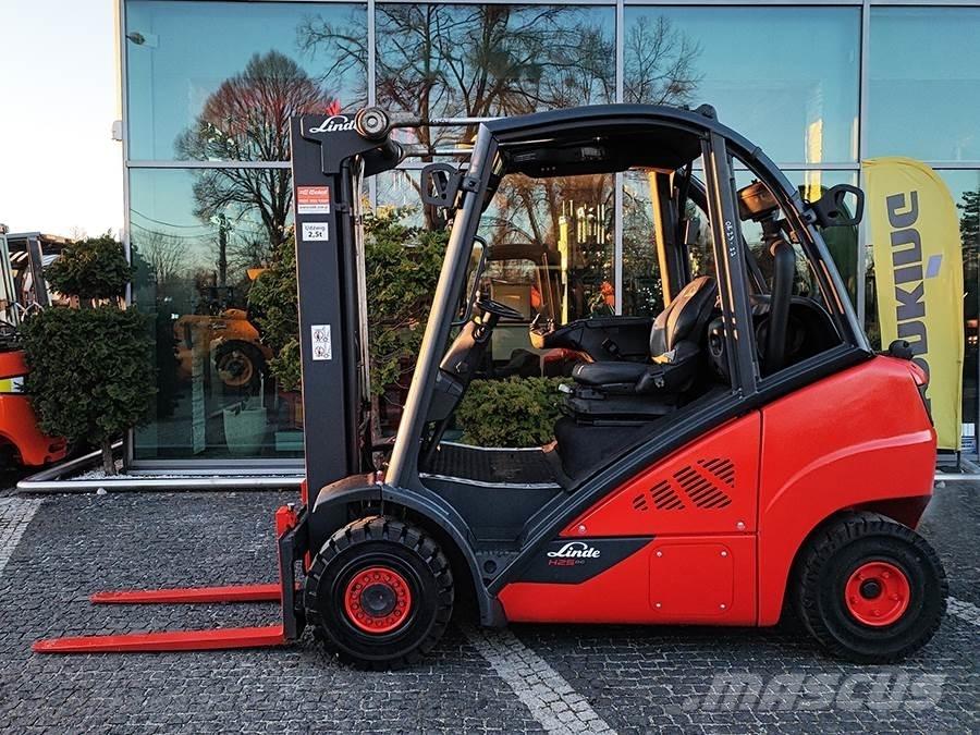 Linde H25T-02 Gasstapler