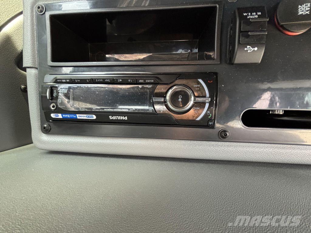 Yanmar B95W Mobilbagger