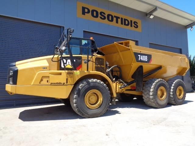 CAT 740 B Dumper - Knickgelenk