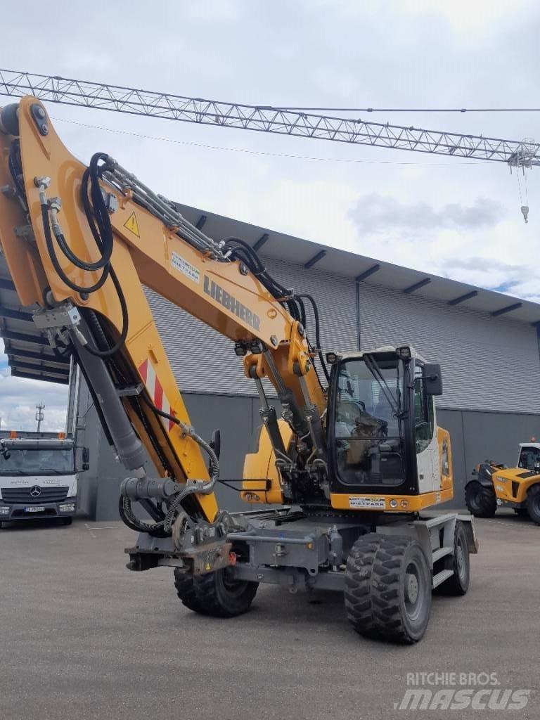 Liebherr A 916 Mobilbagger