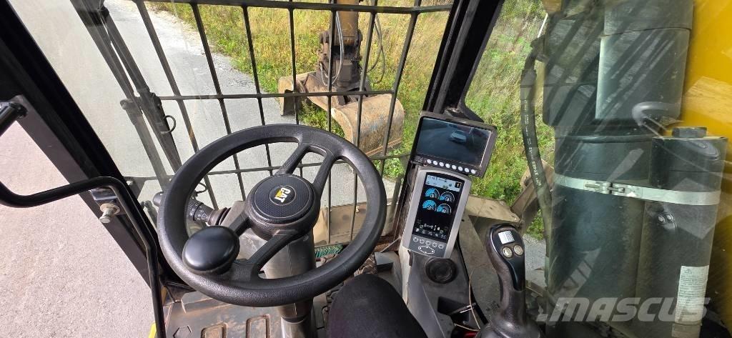 CAT MH 3022 Sonstige Flurförderzeuge
