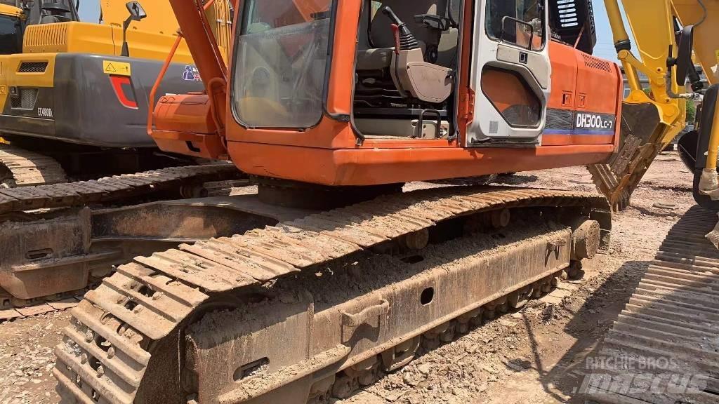 Doosan DH 300 LC-7 Raupenbagger