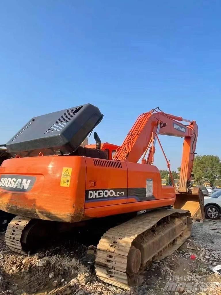 Doosan DH 300 LC-7 Raupenbagger