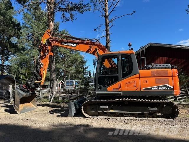 Doosan DX 140 LC Raupenbagger