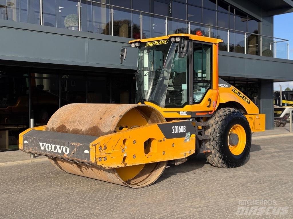 Volvo SD160B Gummiradwalzen
