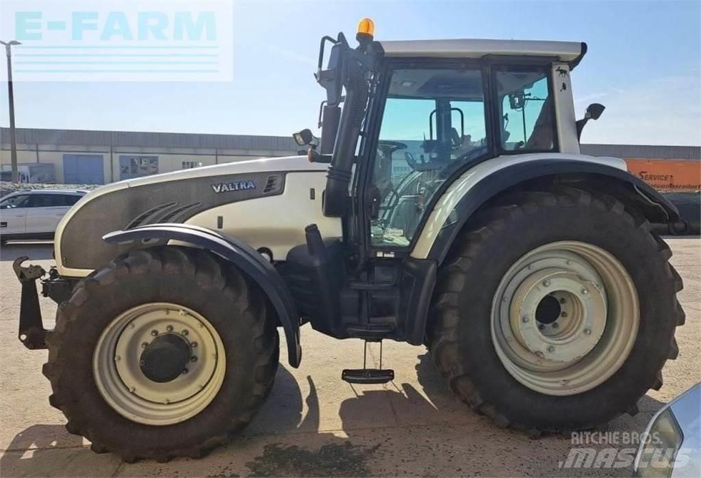 Valtra t 202 Traktoren